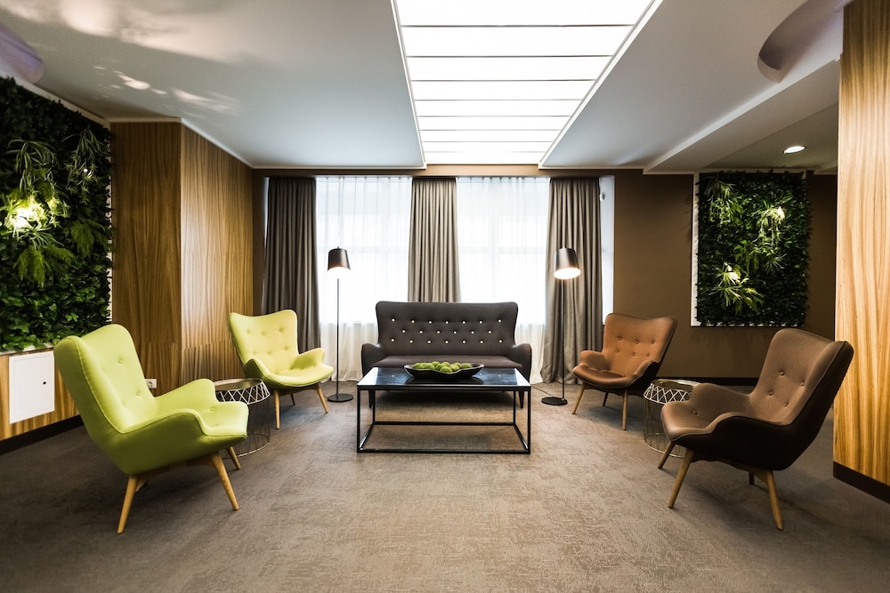 로비 좌석 공간