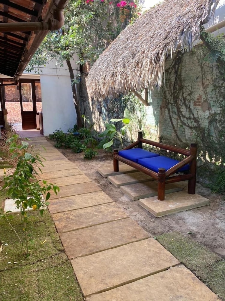 숙박 시설 구내