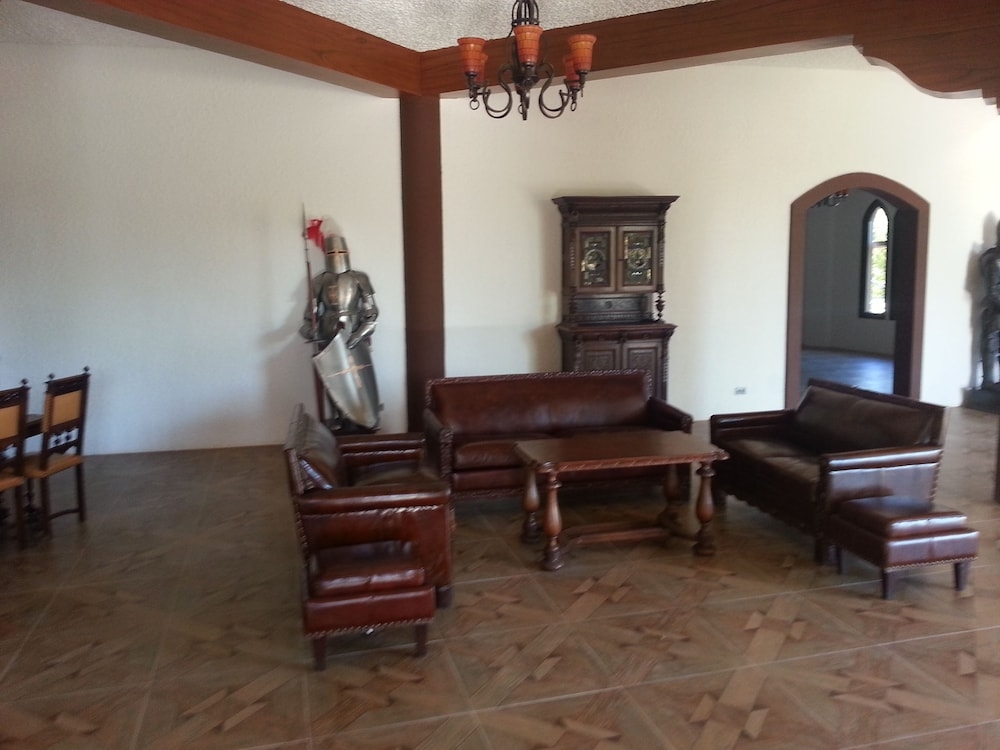 로비 좌석 공간