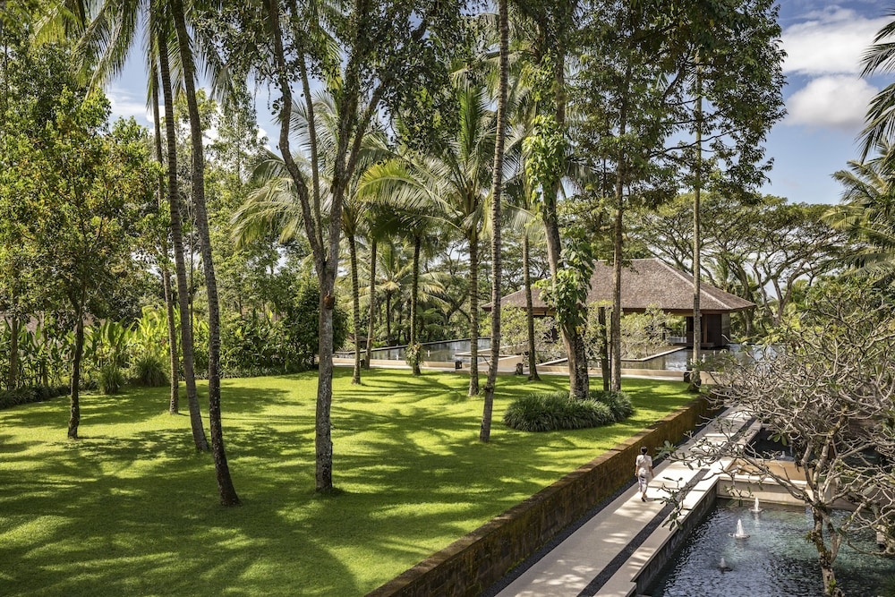 숙박 시설 구내