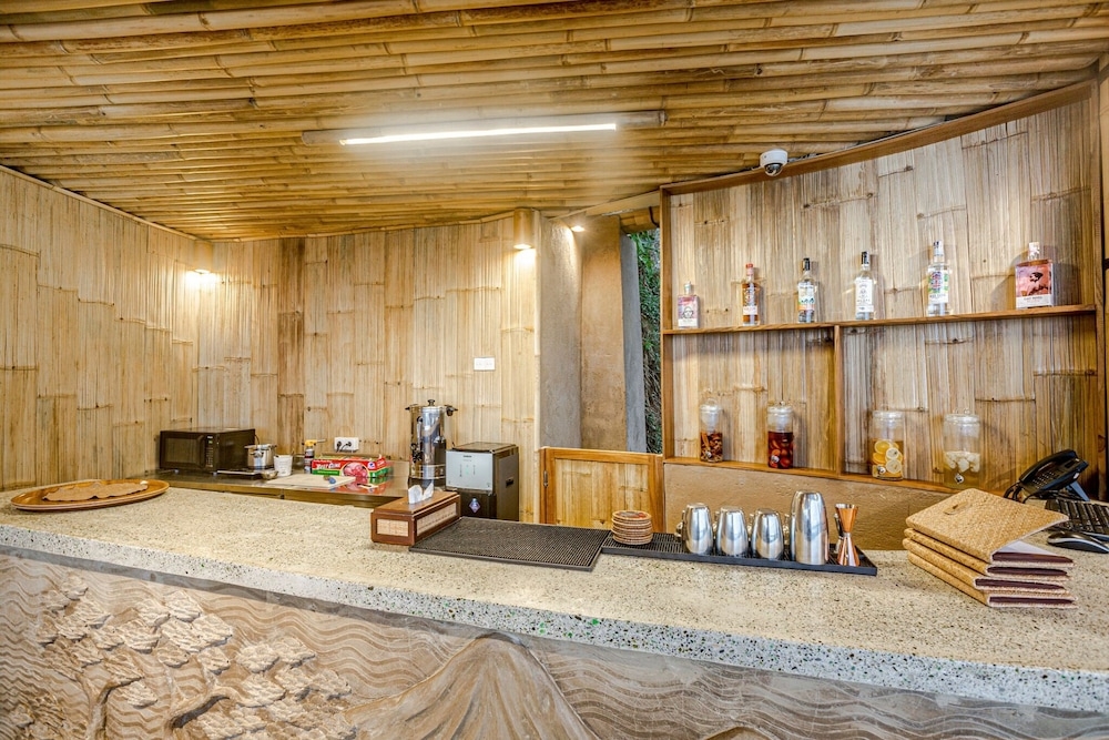 바(숙박 시설 내)