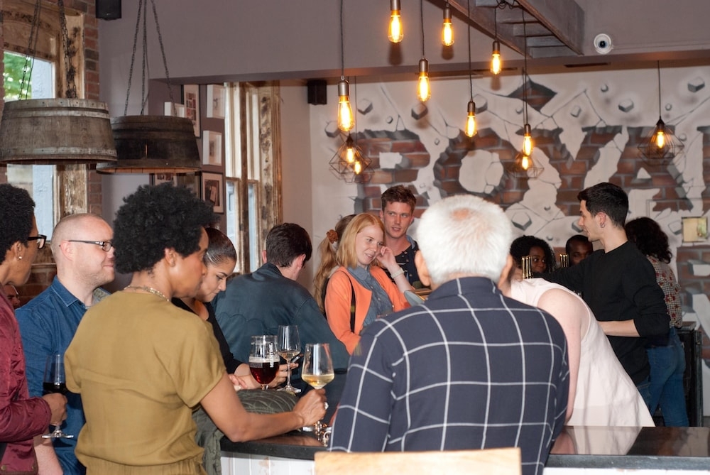 바(숙박 시설 내)