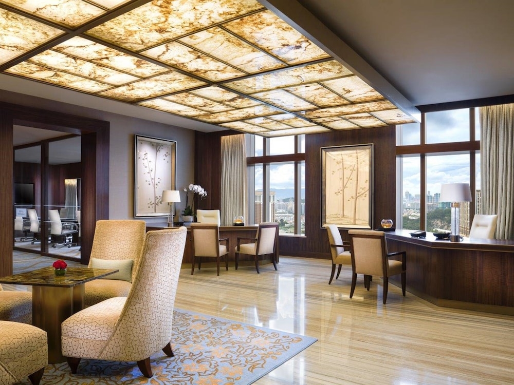 이그제큐티브 라운지