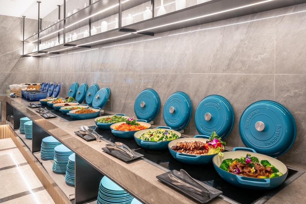 뷔페 아침 식사