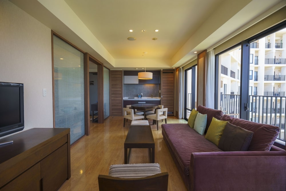 객실 내 식사 공간