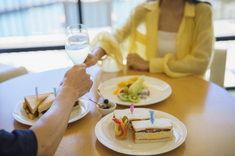 객실 내 식사 공간