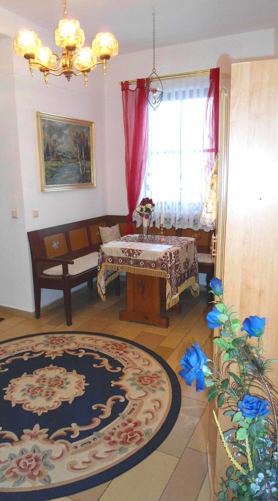 로비 좌석 공간