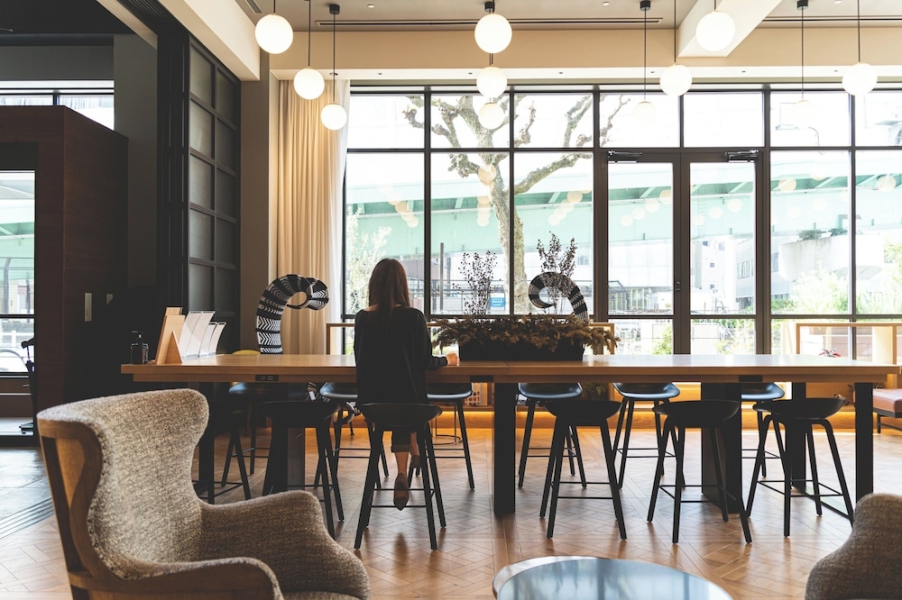 로비 좌석 공간