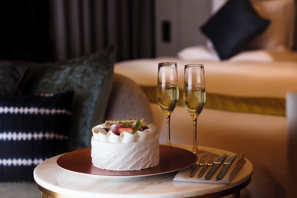 객실 내 식사 공간