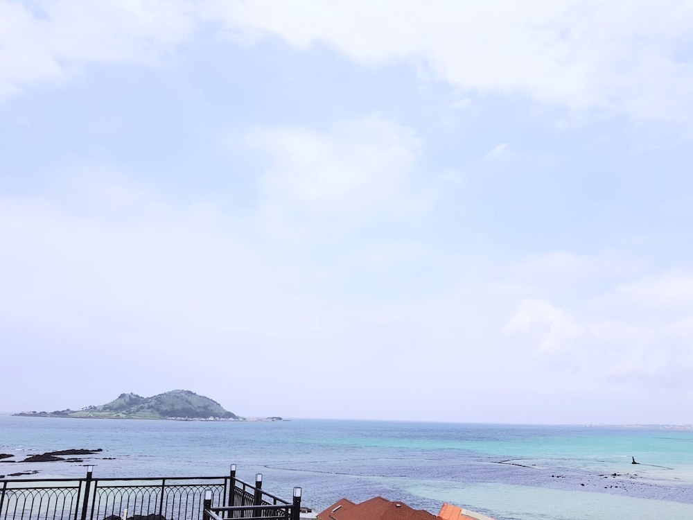 숙박 시설에서 보는 주변 전망