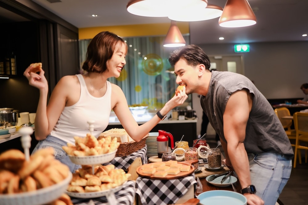 뷔페 아침 식사