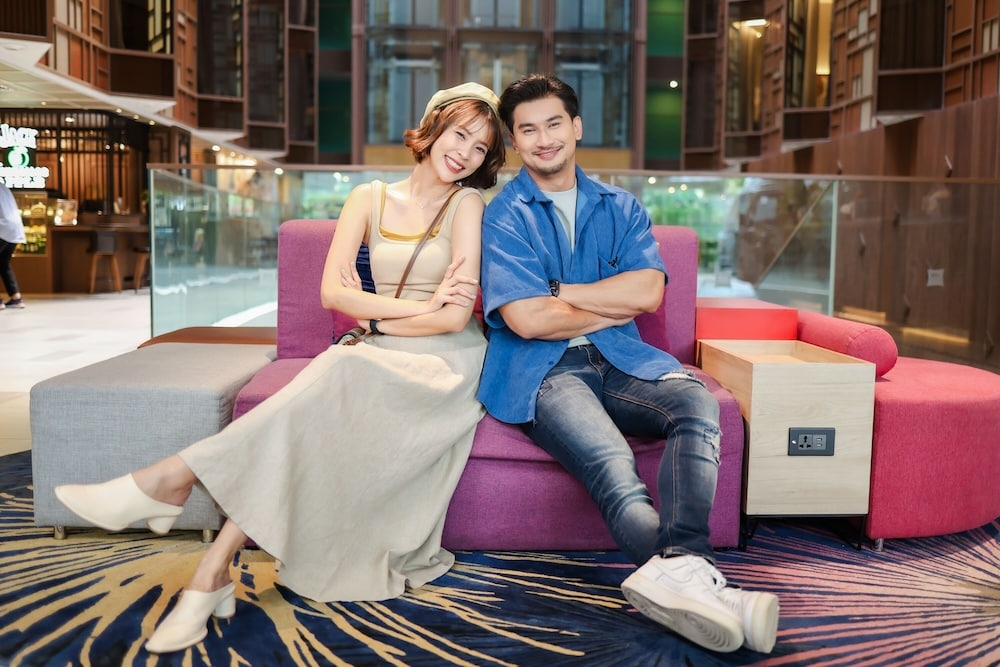 로비 좌석 공간