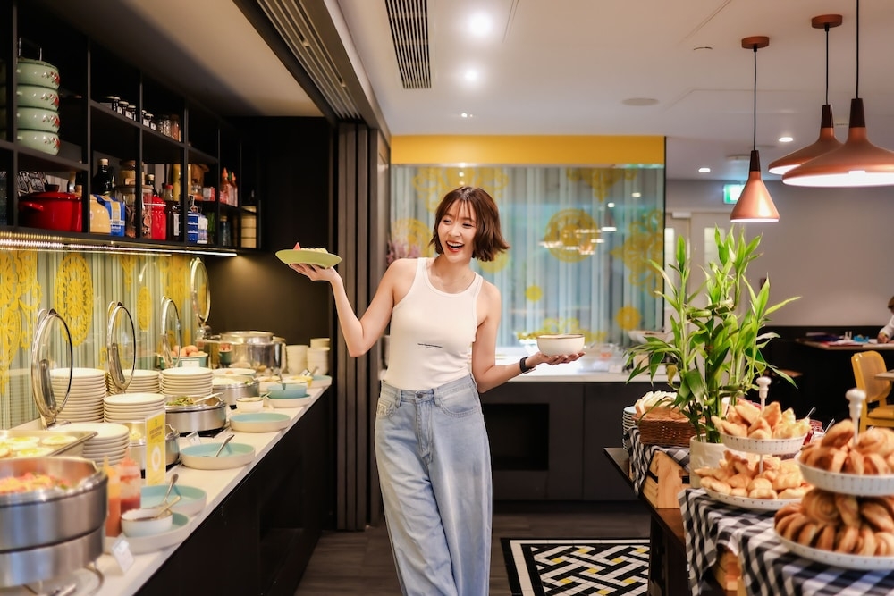 뷔페 아침 식사