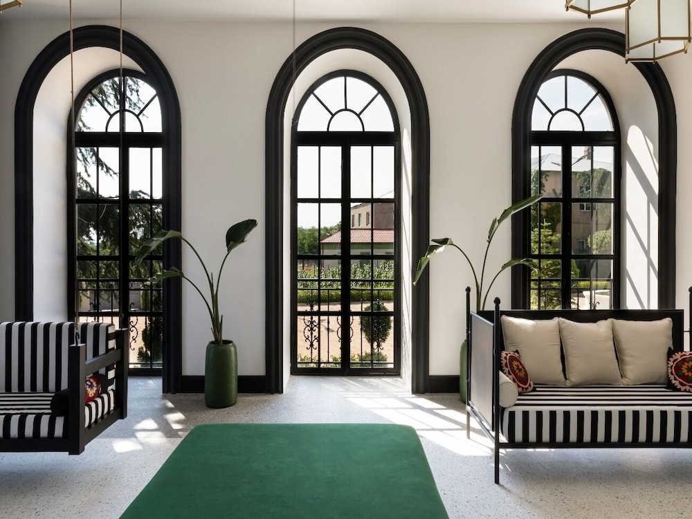 로비 좌석 공간