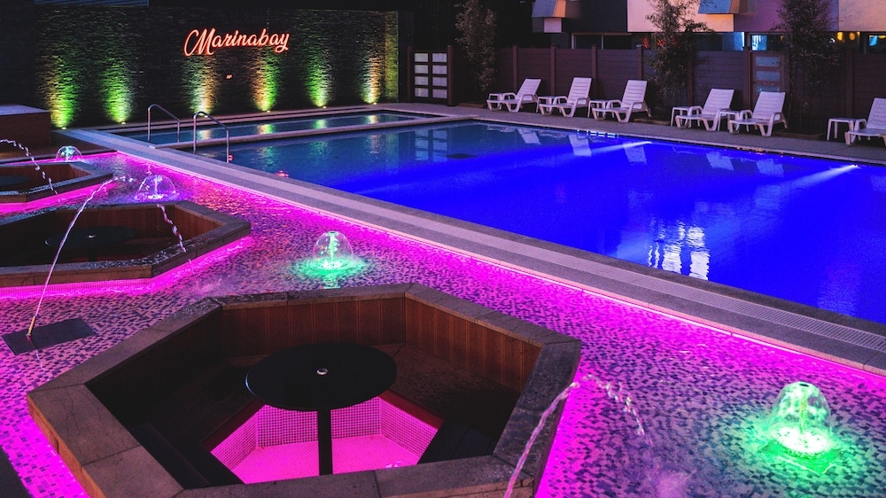 숙박 시설 정면