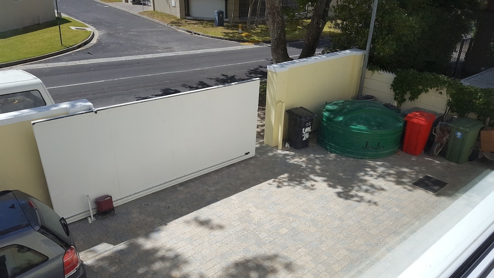 숙박 시설 입구