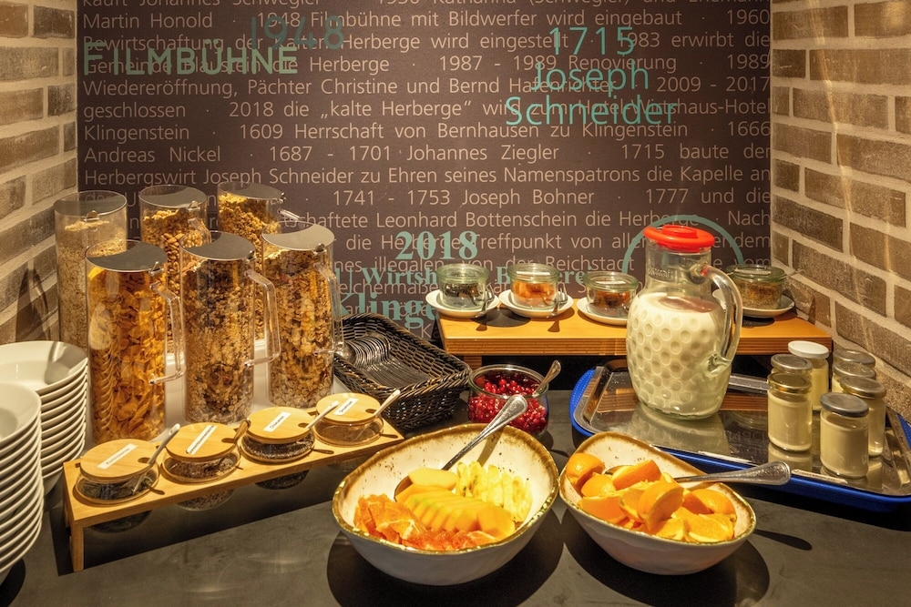 뷔페 아침 식사