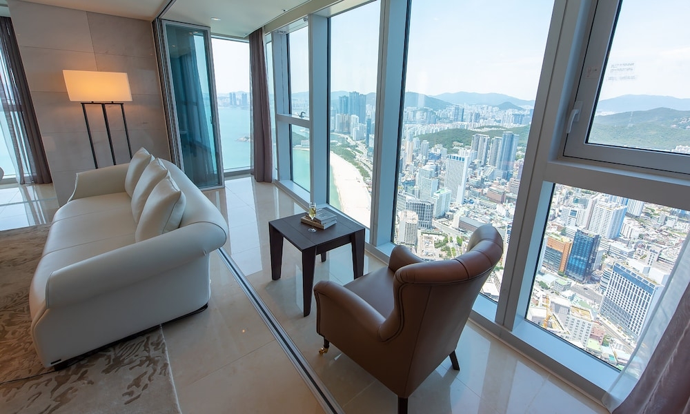 숙박 시설의 전망