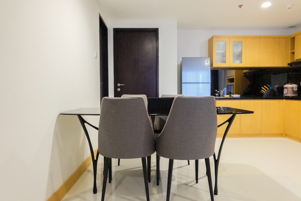 객실 내 식사 공간