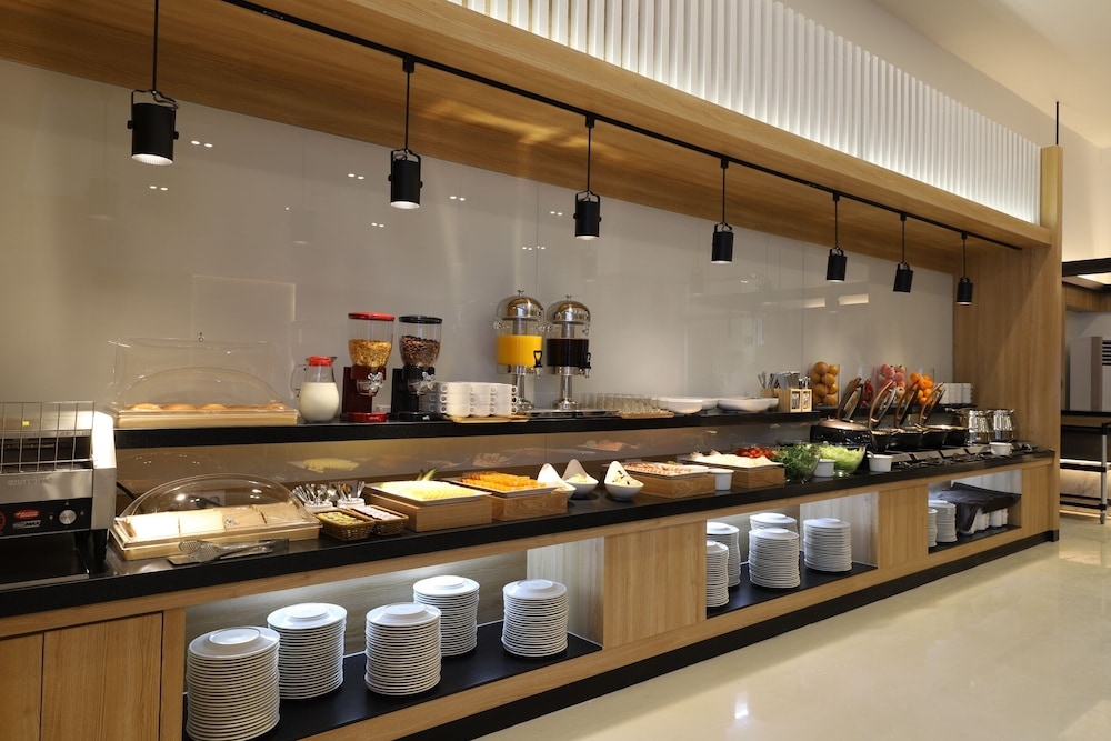 뷔페 아침 식사