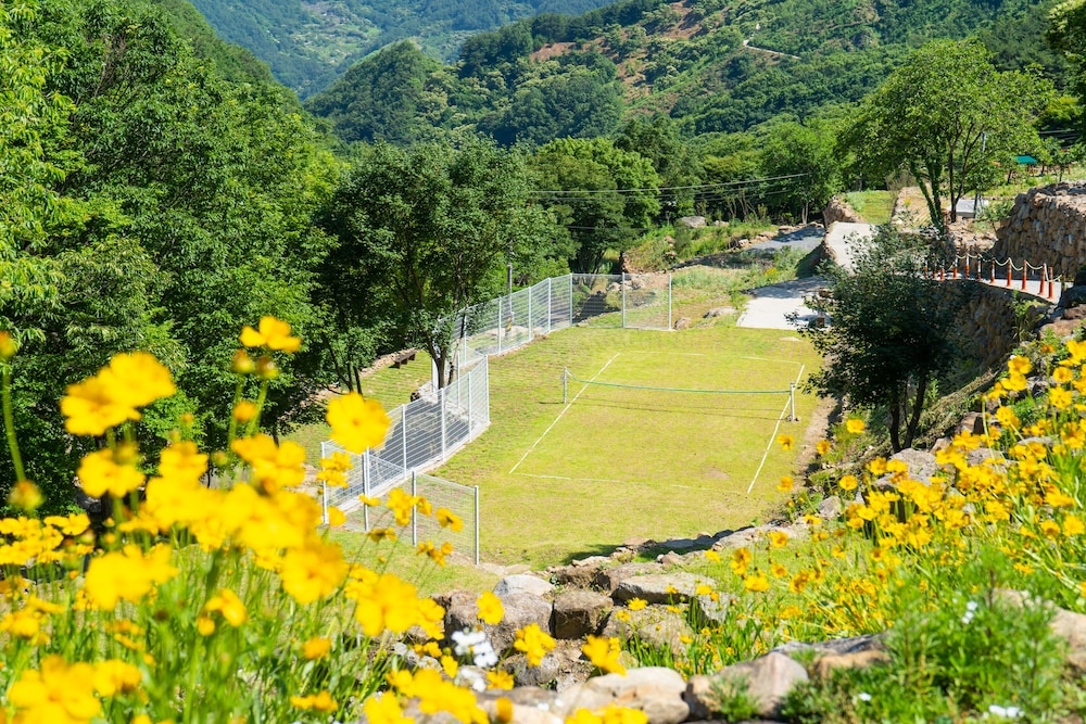 어린이 놀이 공간 - 야외