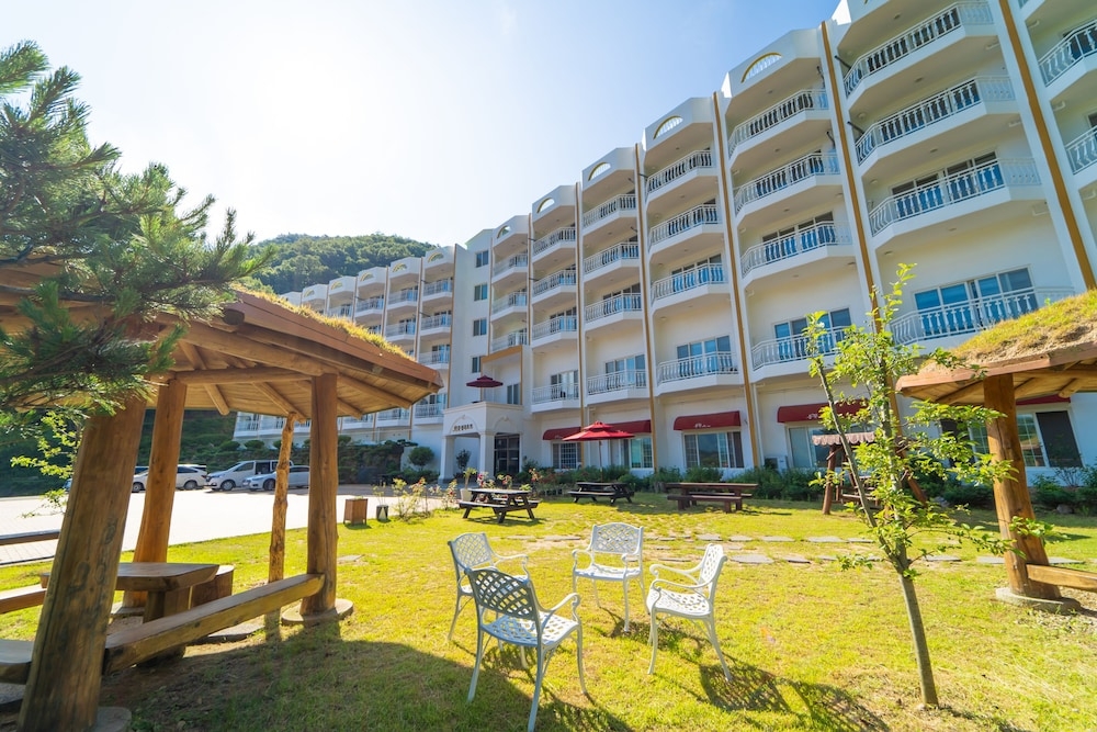 어린이 놀이 공간 - 야외