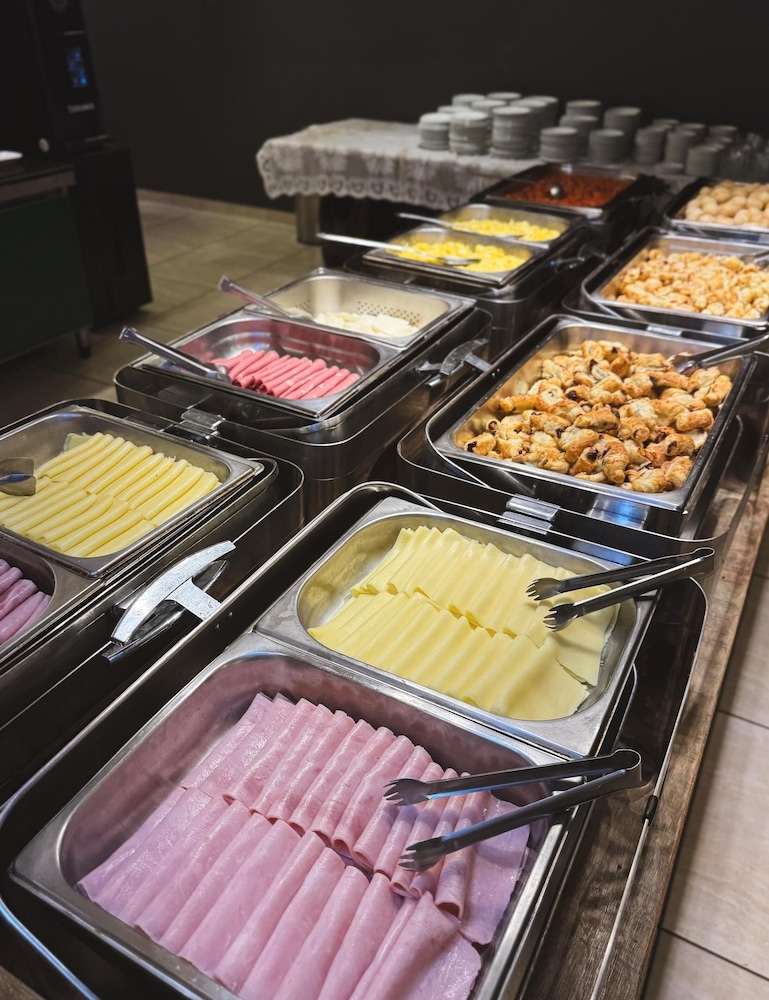 뷔페 아침 식사