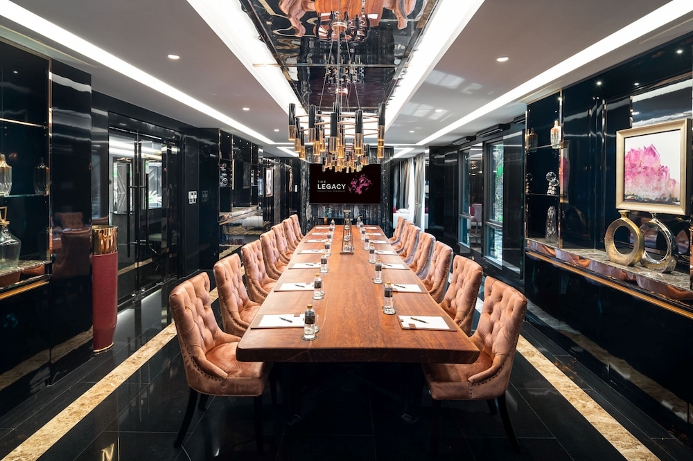 객실 내 식사 공간