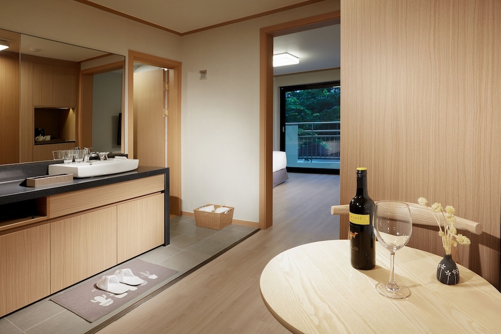 객실 내 편의 시설/서비스