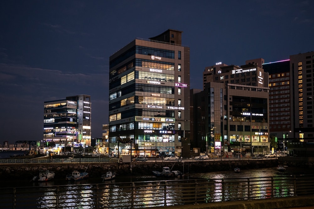 숙박 시설에서 보는 주변 전망