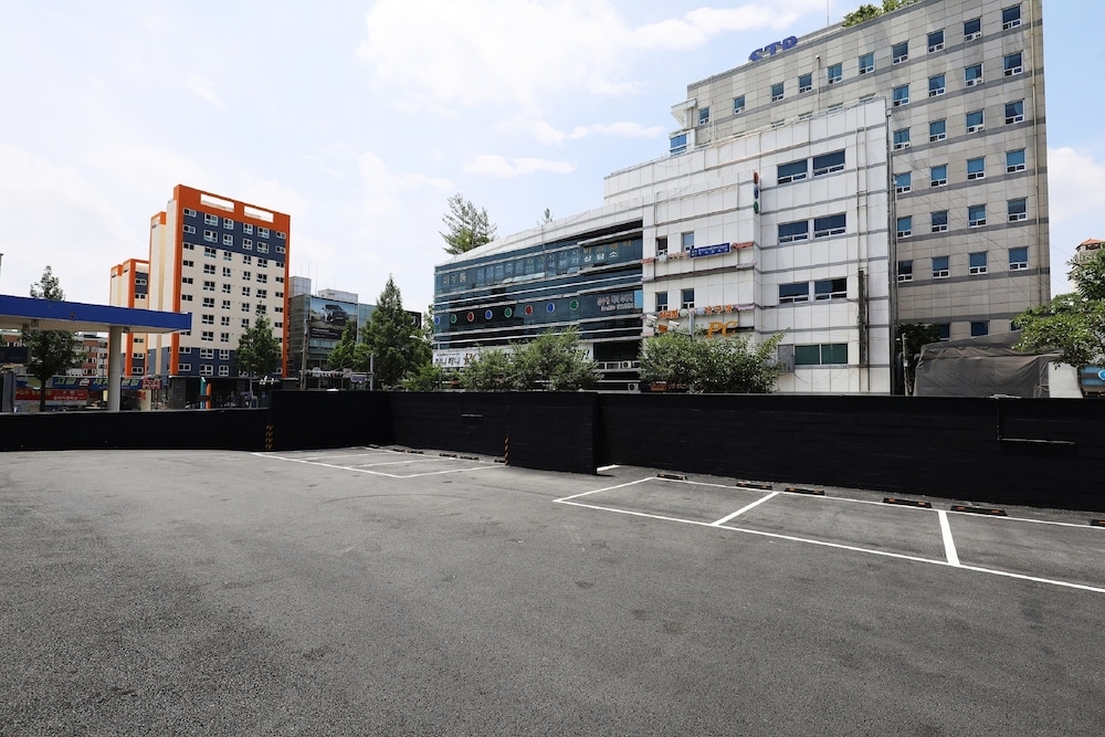 휠체어로 이용 가능한 밴 주차장