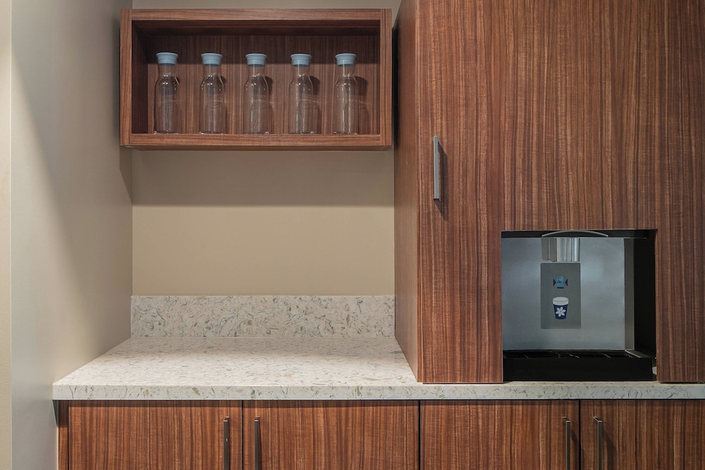 숙박 시설 내 편의 시설/서비스