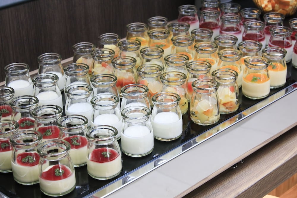 뷔페 아침 식사