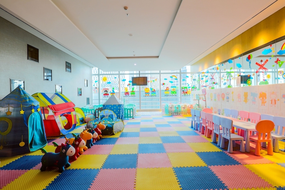 어린이 놀이 공간 - 실내