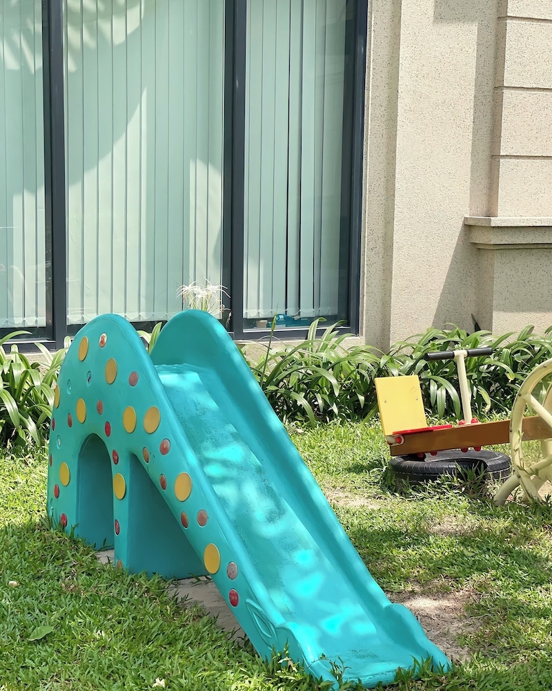 어린이 놀이 공간 - 야외