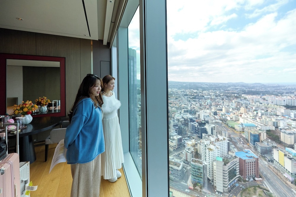 숙박 시설의 전망