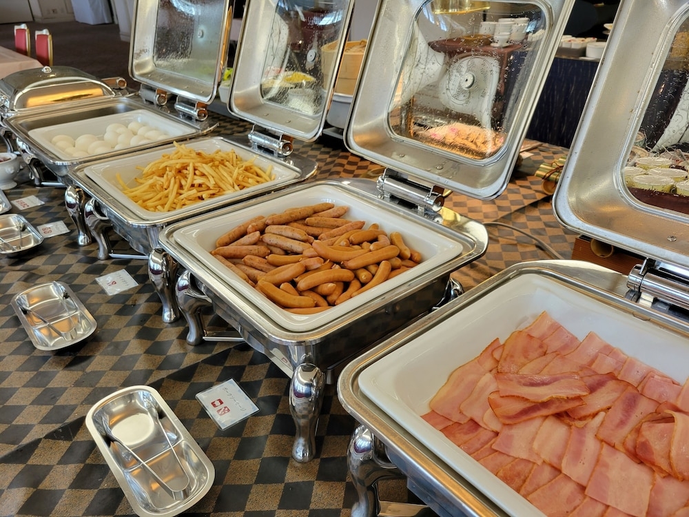 뷔페 아침 식사