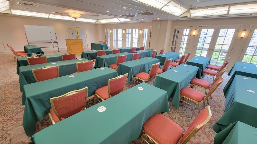 숙박 시설 내 편의 시설/서비스