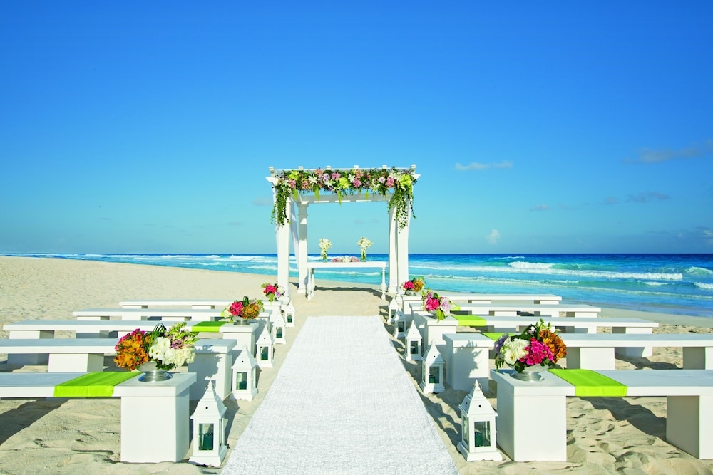 야외 결혼식 공간