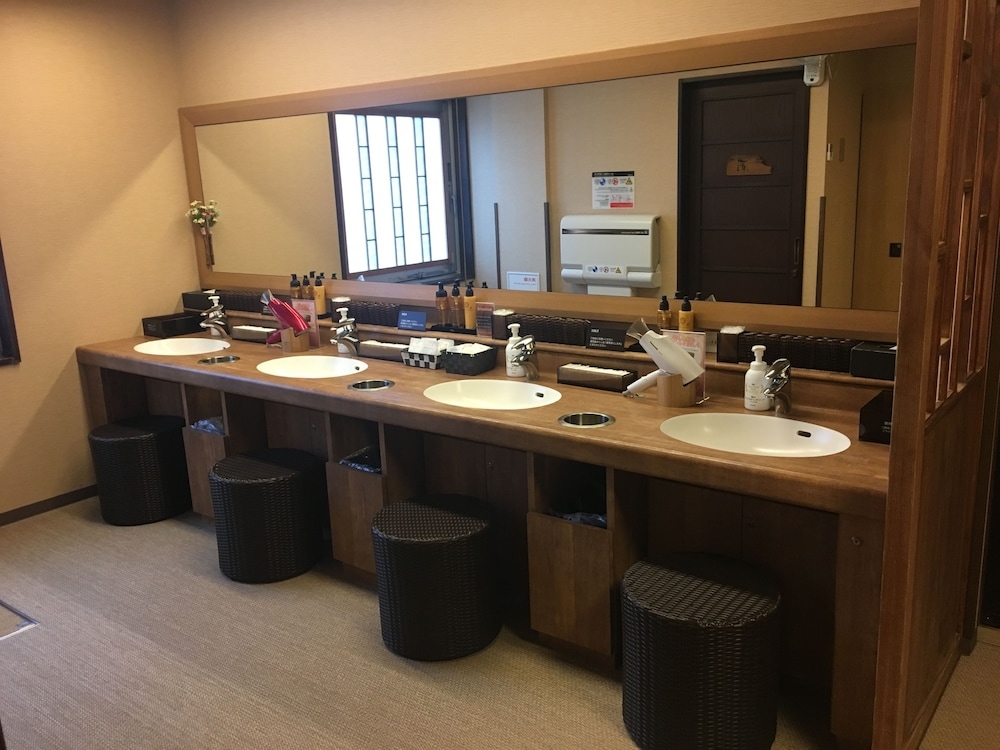 숙박 시설 내 편의 시설/서비스