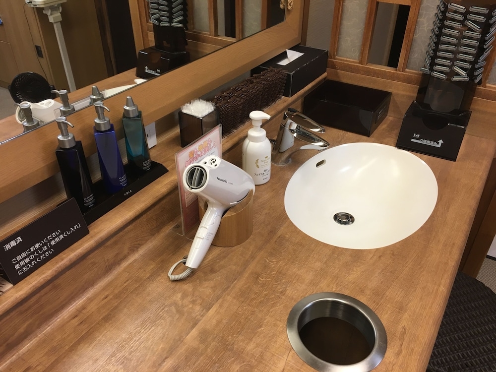 숙박 시설 내 편의 시설/서비스