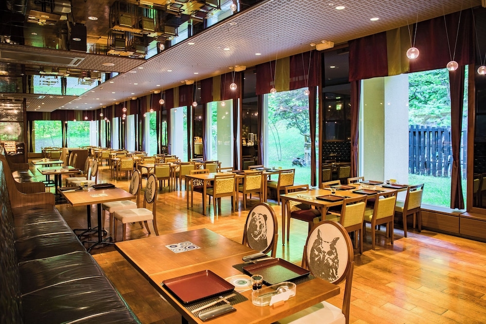 료칸 내 식사 공간