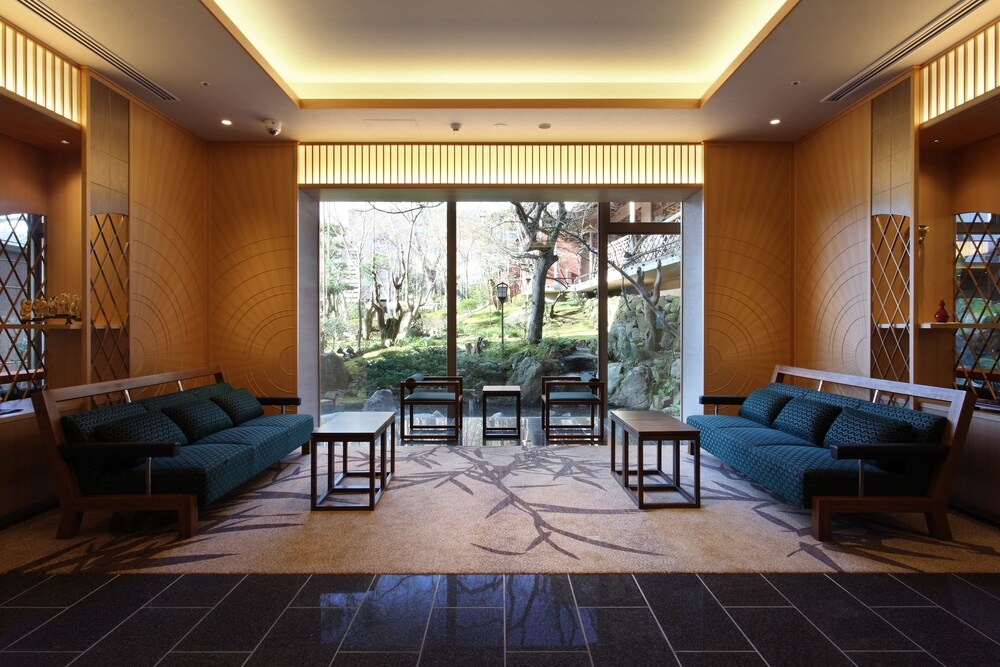 로비 좌석 공간