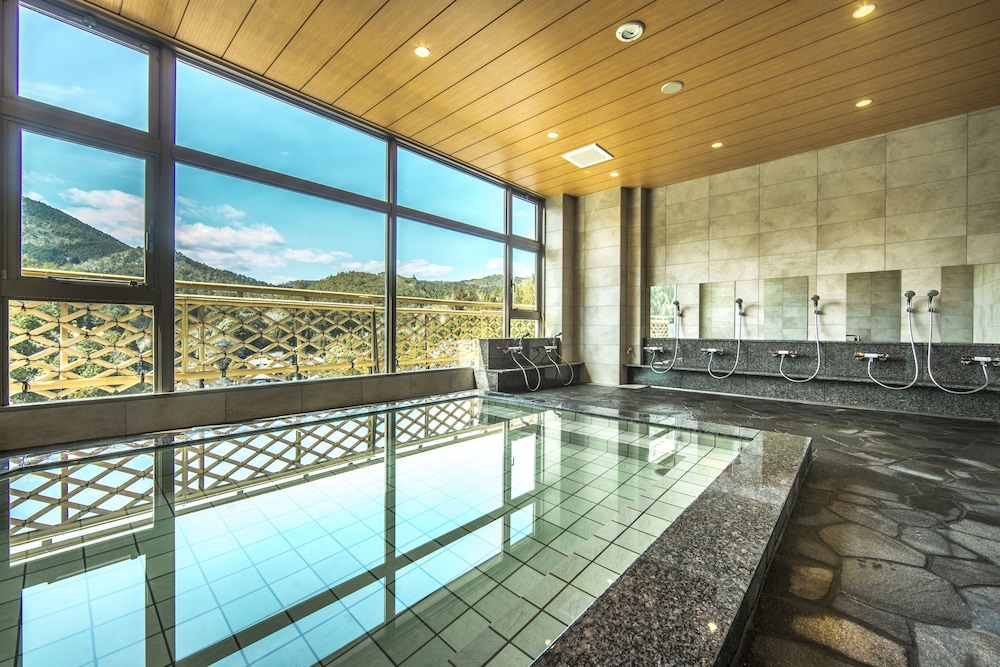 숙박 시설 내 편의 시설/서비스