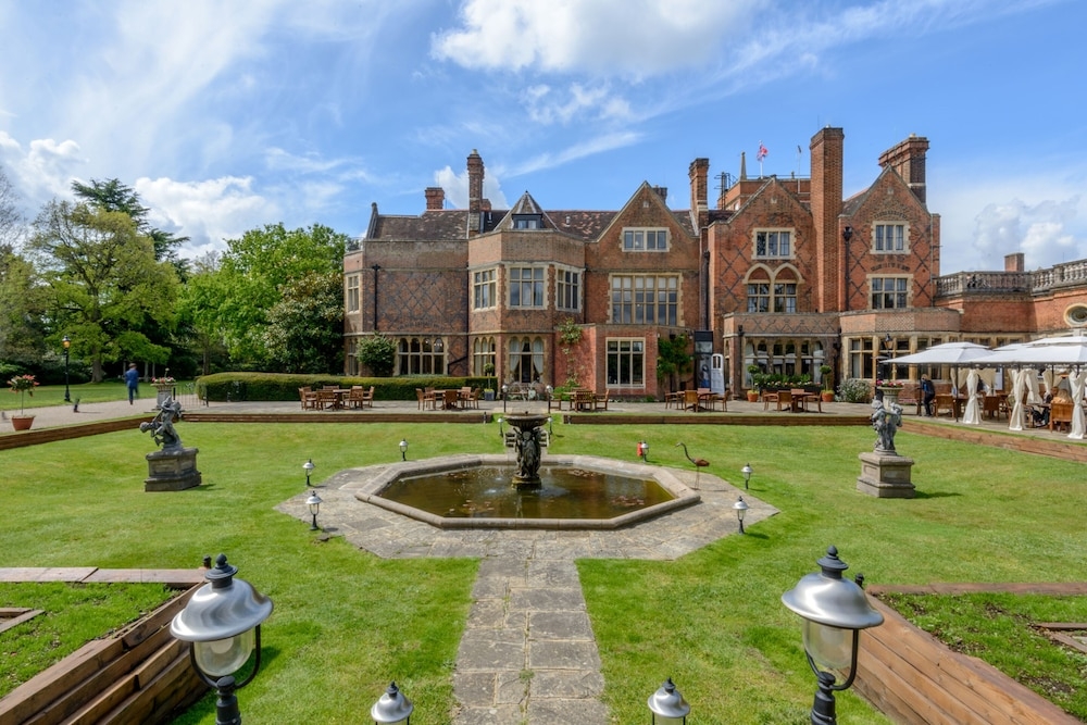 숙박 시설 정면