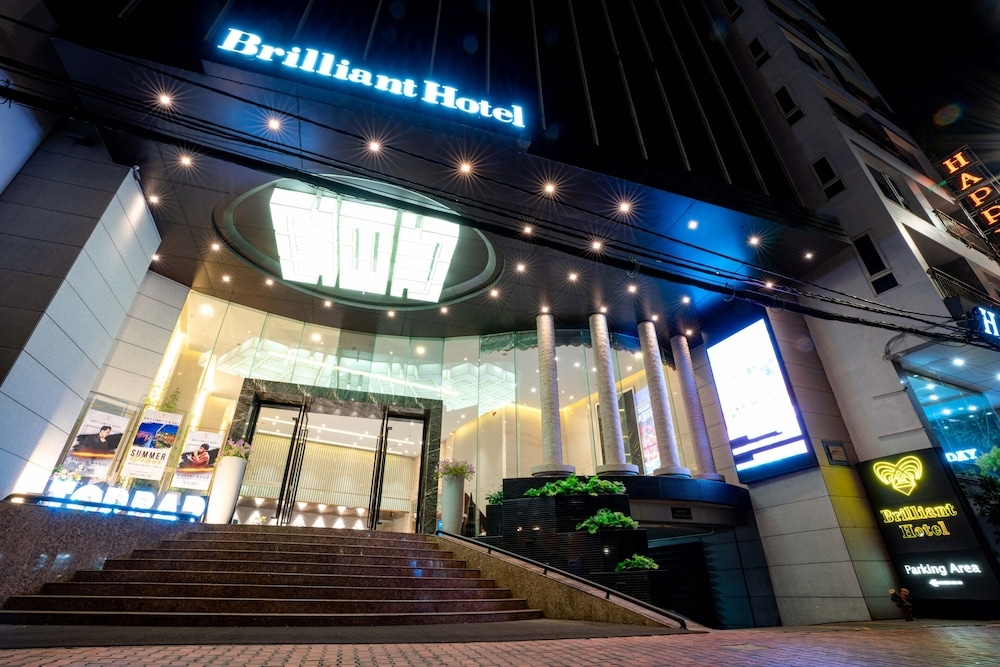 숙박 시설 정면