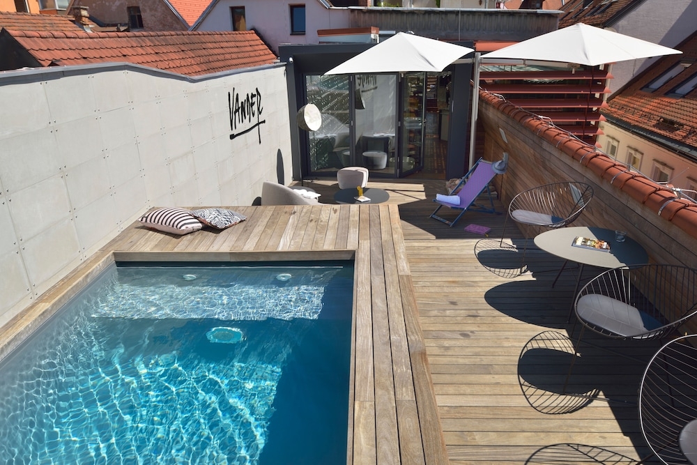 바(숙박 시설 내)