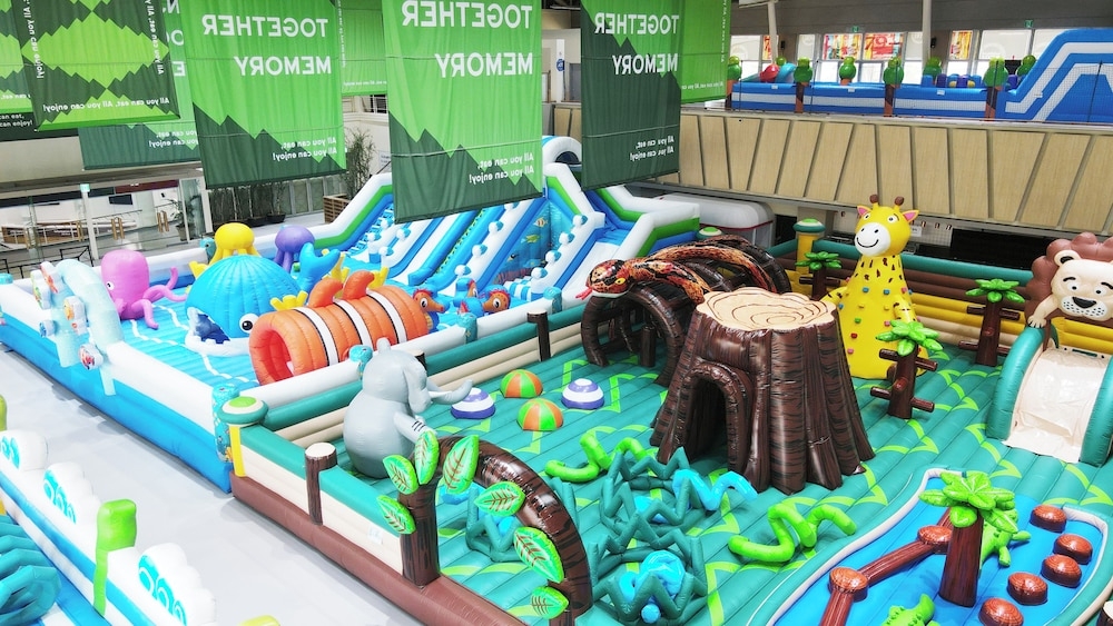 어린이 놀이 공간 - 실내