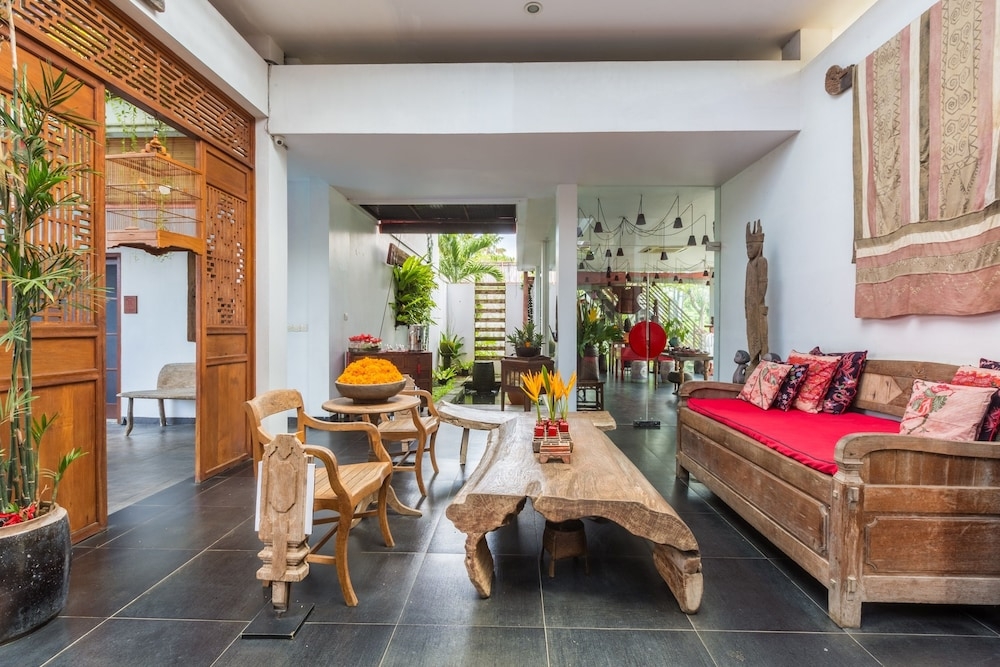 로비 좌석 공간