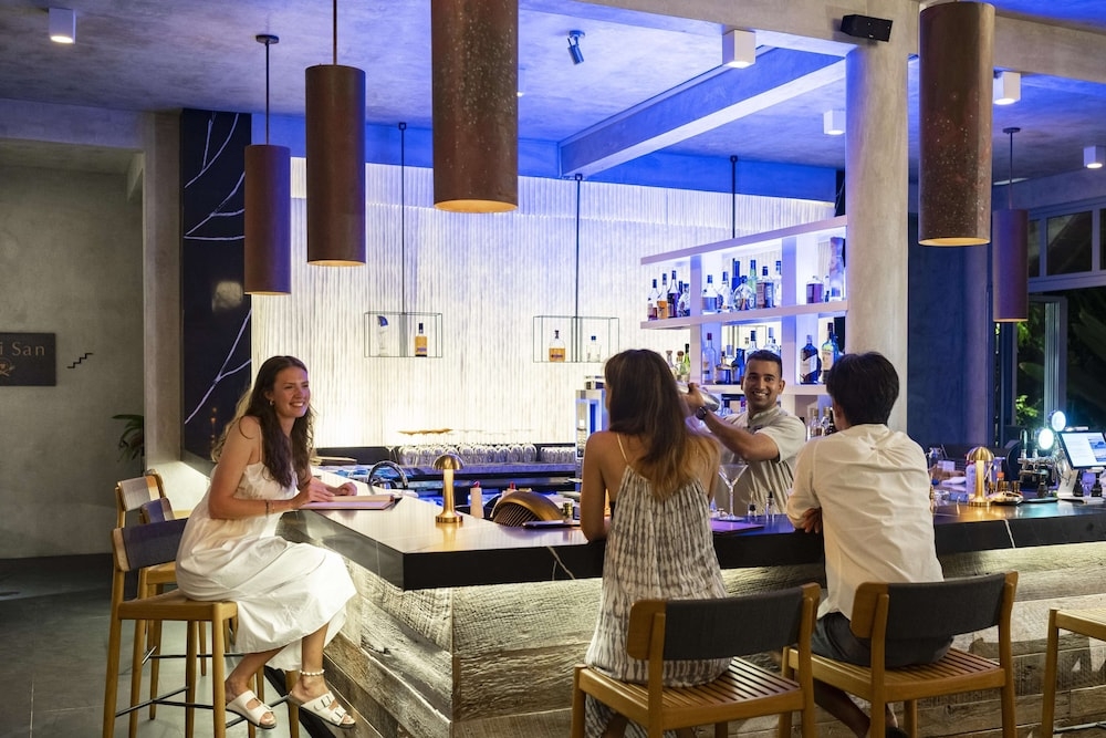 바(숙박 시설 내)